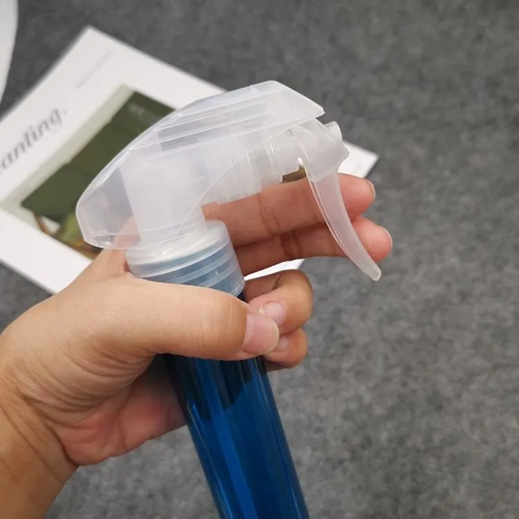 Fine Mist Spray Bottle For Hairdressing Random Color