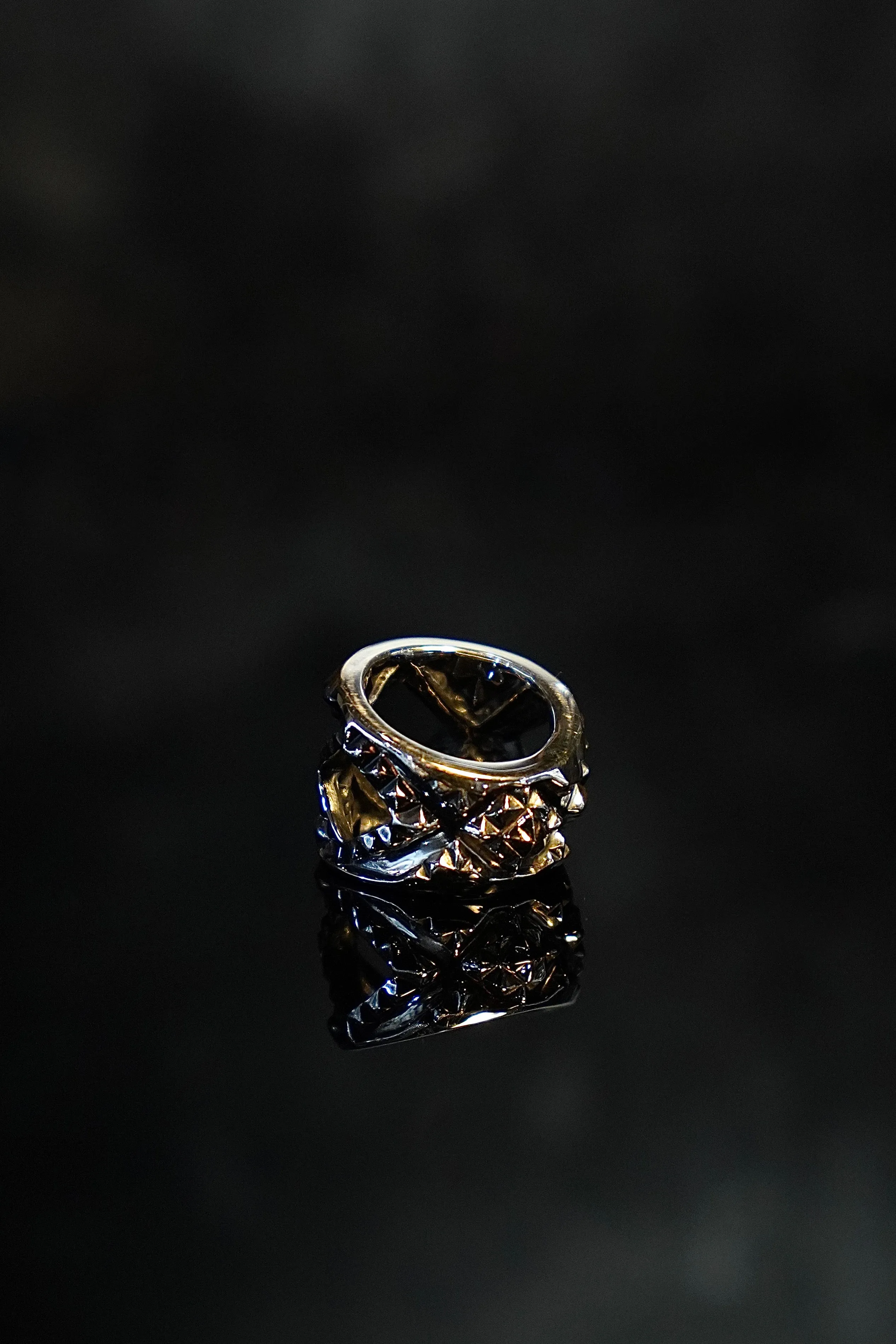 NATURAL INSTINCT “Window” Ring