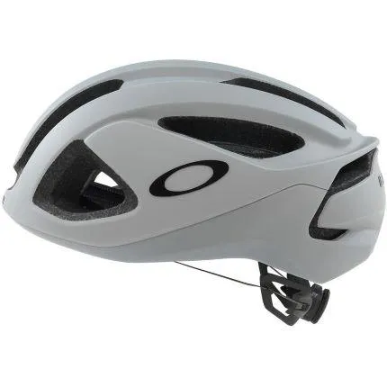 Oakley ARO3 Helmet