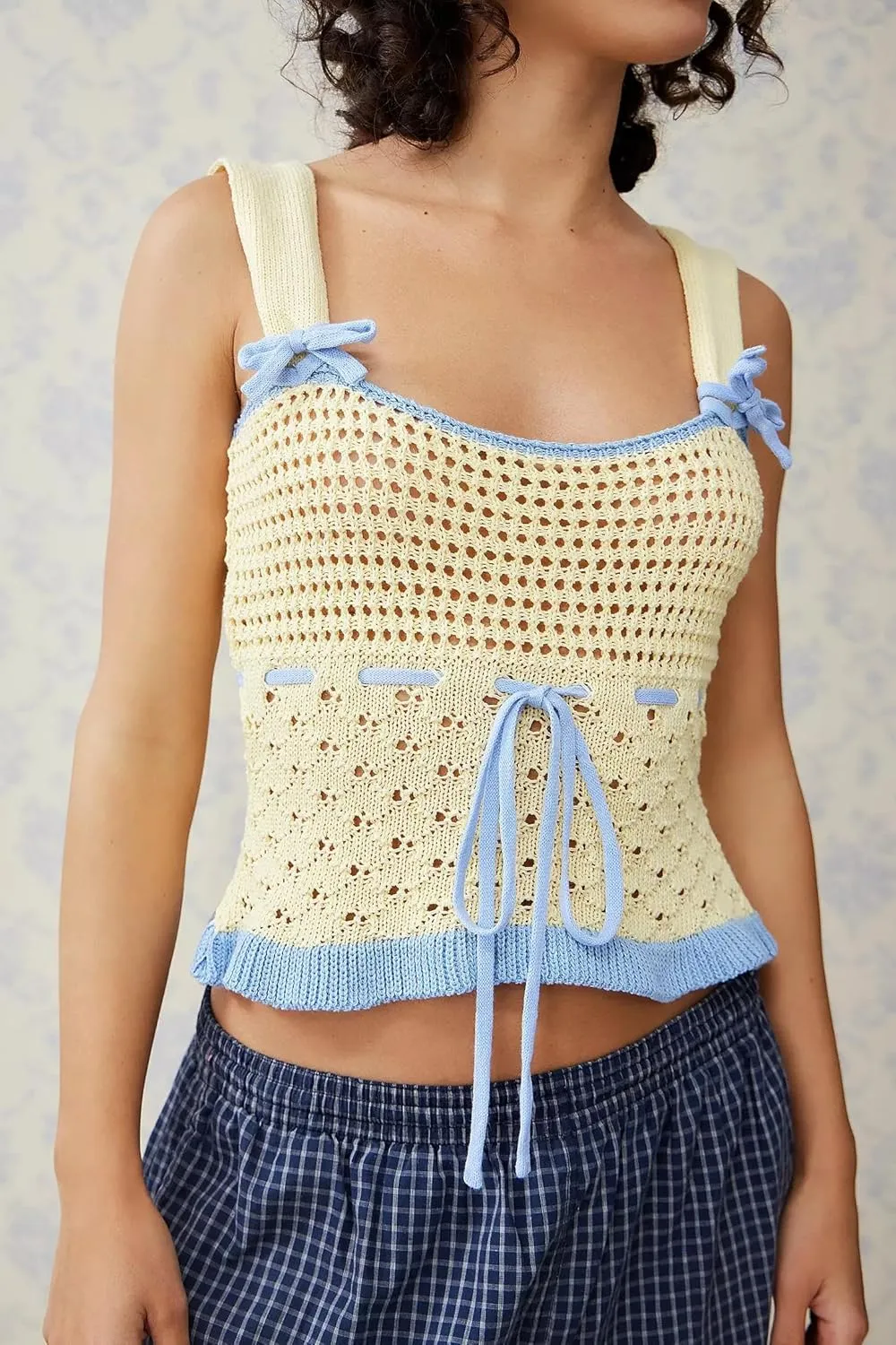 Women Y2k Spaghetti Strap Lace Camisole Sleeveless Floral Ruffle Crop Cami Top Slim Fit Going Out Tops Streetwear