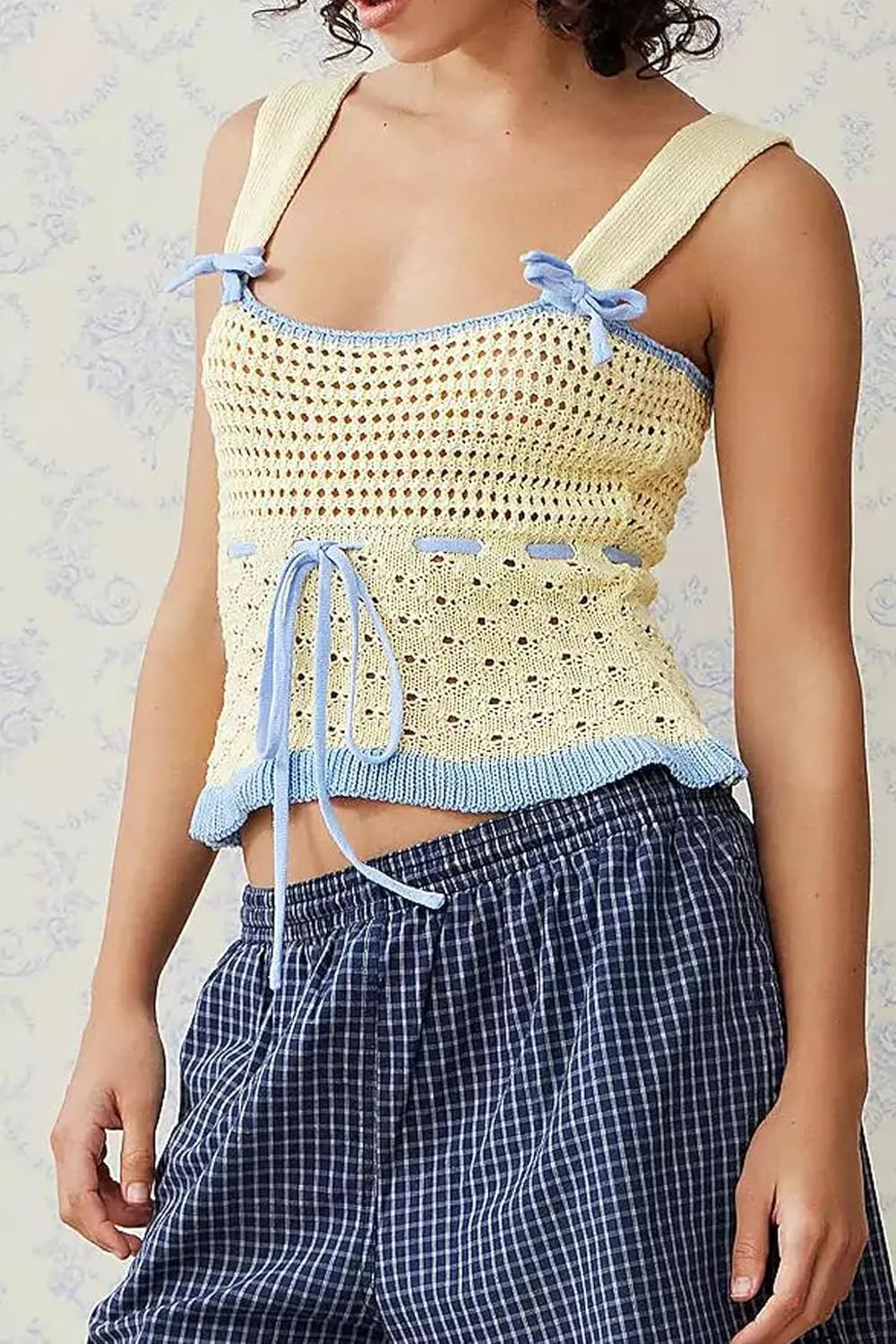 Women Y2k Spaghetti Strap Lace Camisole Sleeveless Floral Ruffle Crop Cami Top Slim Fit Going Out Tops Streetwear