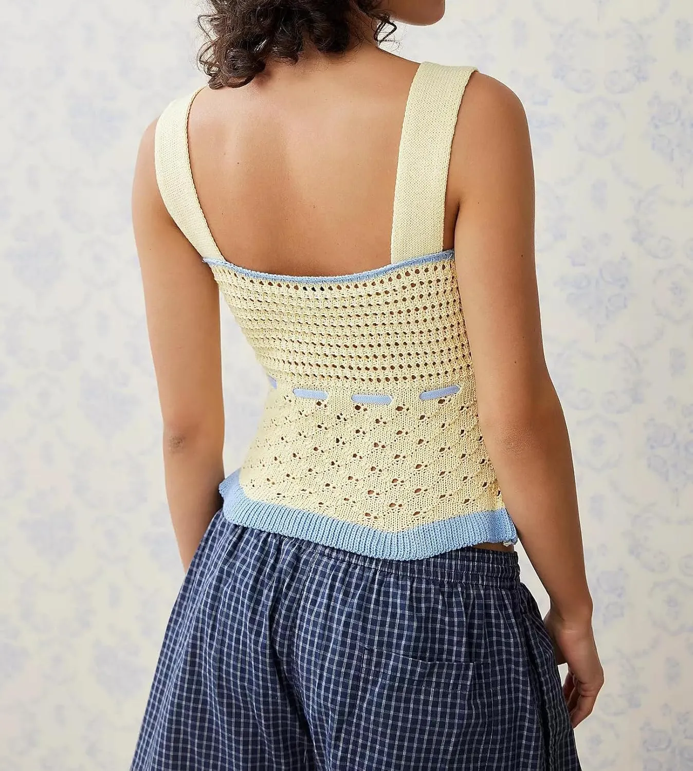 Women Y2k Spaghetti Strap Lace Camisole Sleeveless Floral Ruffle Crop Cami Top Slim Fit Going Out Tops Streetwear