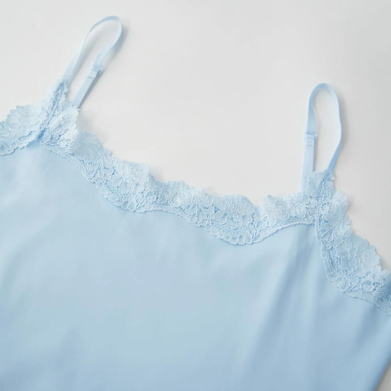 Women's Cami Tops Spaghetti Strap Sleeveless Lace Trim Solid Color Slim Fit Camisole Summer Tops