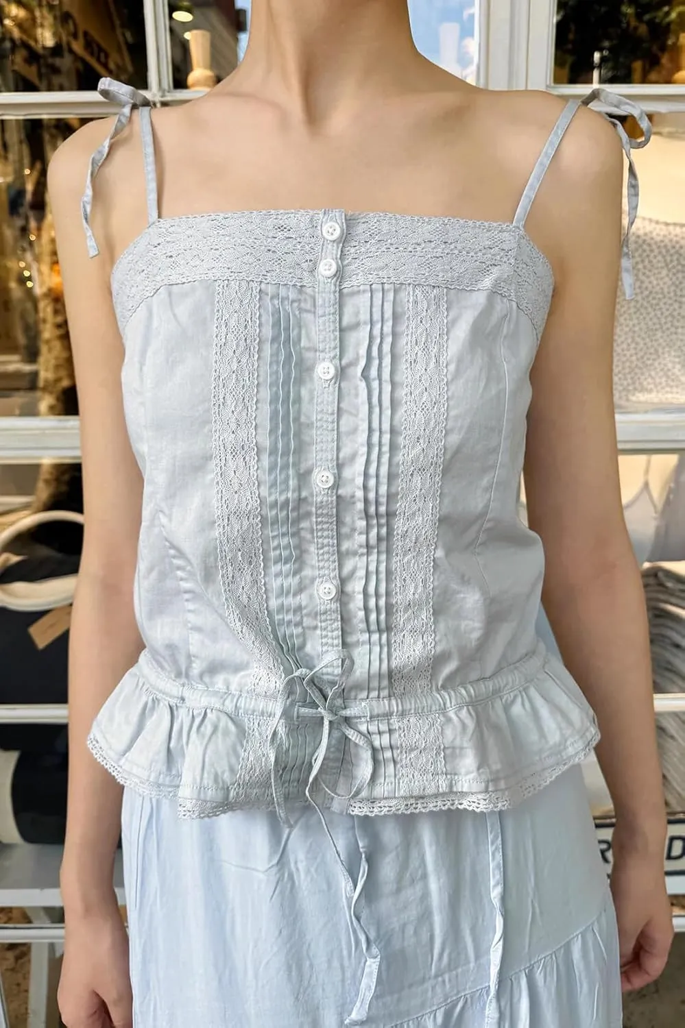 Womens Y2k Lace Trim Tank Top Boho Tie Front Camisole Sleeveless Slim Fitted Cami Going Out Shirts